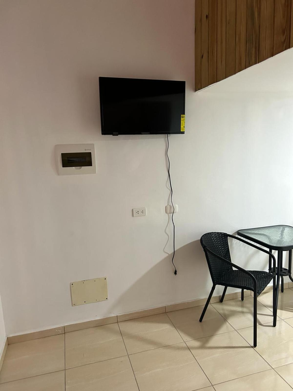 Hillmon'S Hotel Bar Lounge Sosúa Екстериор снимка