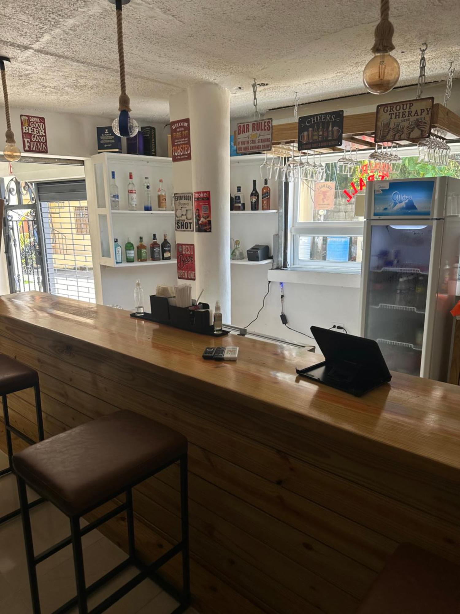 Hillmon'S Hotel Bar Lounge Sosúa Екстериор снимка